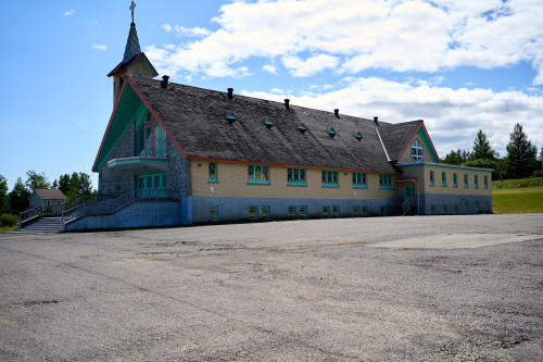 Été,Saison,MRC Côte-de-Gaspé,Région,Douglastown,Église,Culte,Jour,Temps